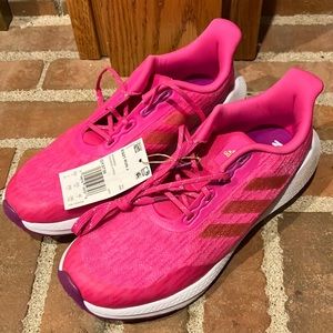 NWT sz 7 Adidas pink/gold primegreen run sneakers